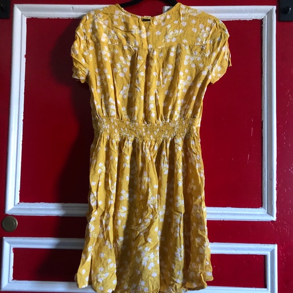 Billabong dress - Picture 2 of 5